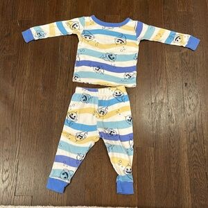 Blue baby shark pajama set. Size 18mo.
